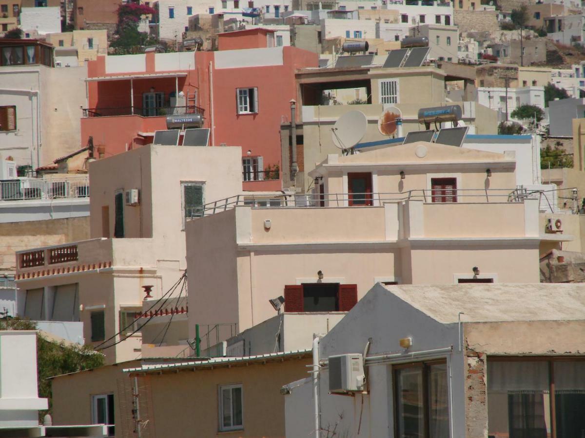Ermoupoli, Syros City Apartments Екстер'єр фото
